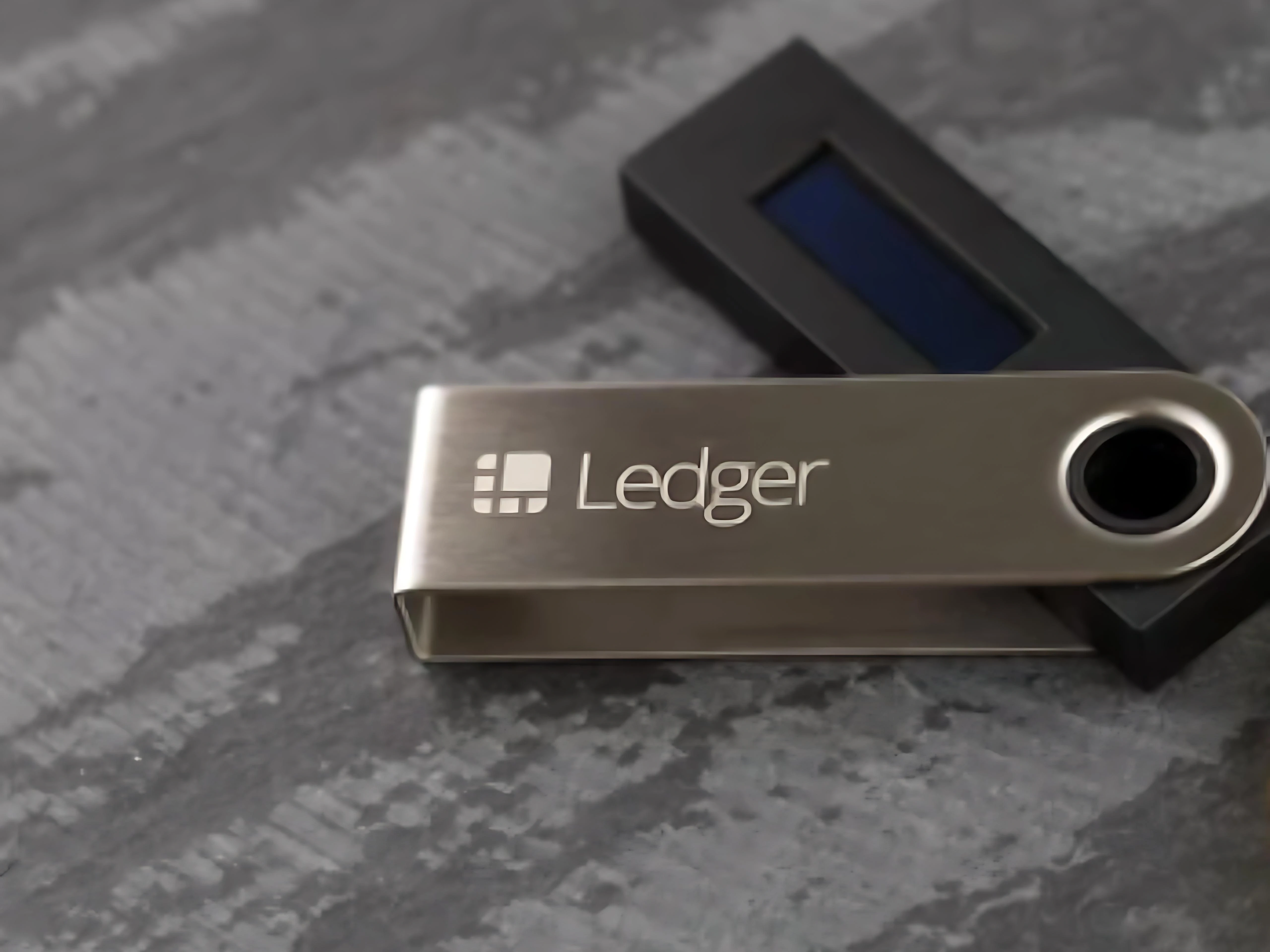 助记词可以截图保存吗？